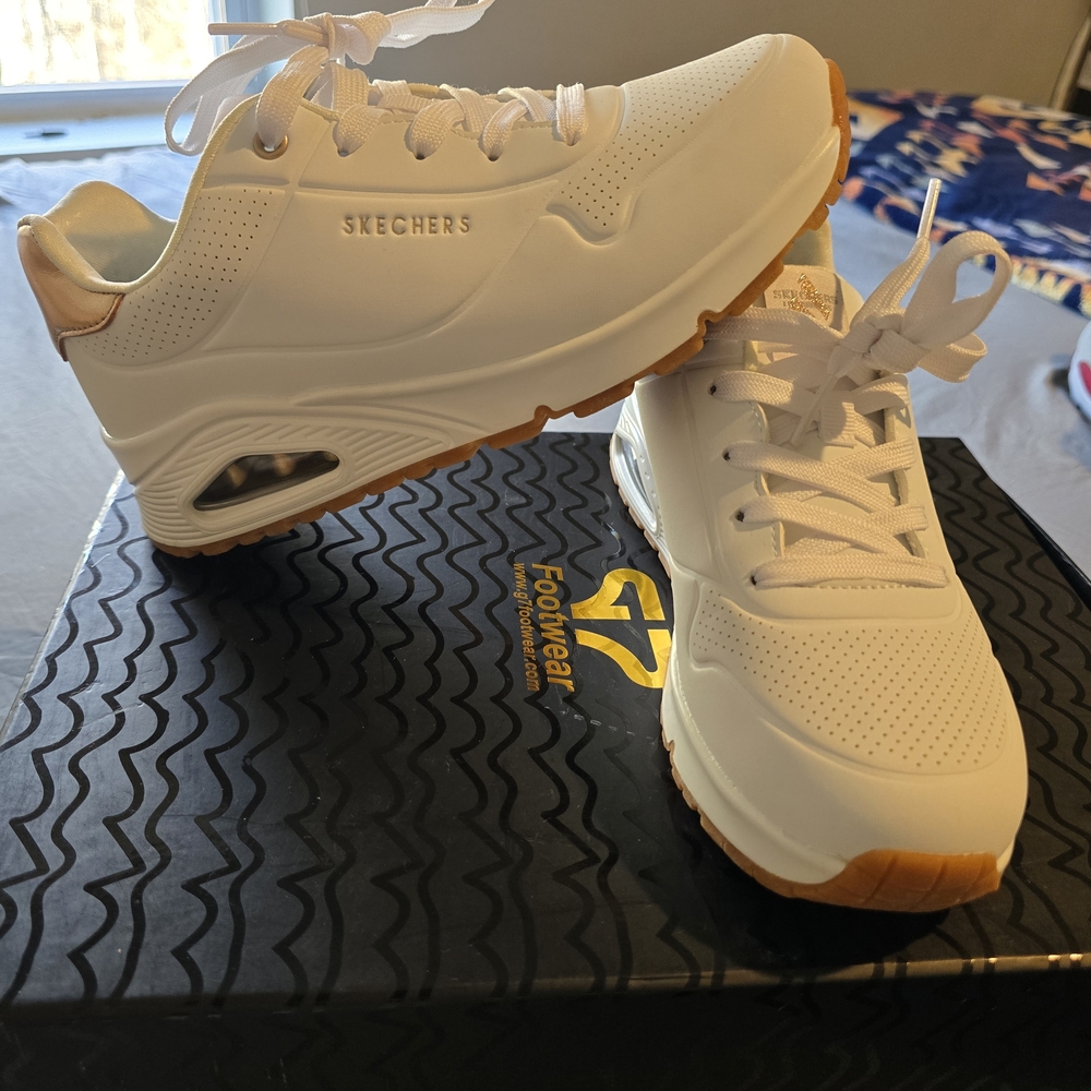 SKECHERS UNO-STAND ON AIR WIDE UNISEX WOMEN SZ 5.5 MAN'S 4 SHOES WHITE-G